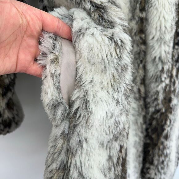 Unbranded Faux Fur Persian Contrasting Oversized Collar Overcoat - Picture 10 of 15